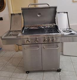 Barbecue da giardino  a gas  struttura in acciaio 