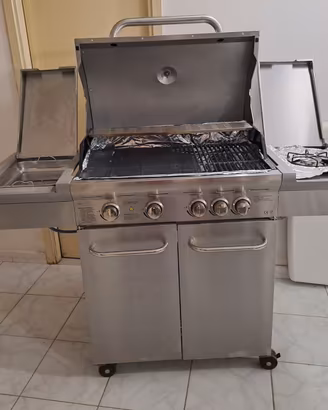 Barbecue da giardino  a gas  struttura in acciaio 