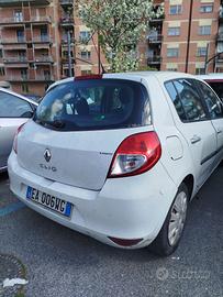Renault Clio R, trazione GPL Marzo 2010