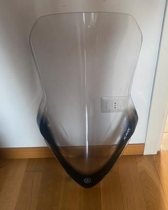 2 parabrezza XMAX uno sportivo, uno invernale
