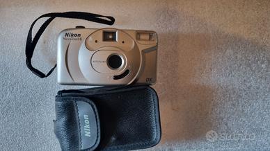 1781-Fotocamera Vintage Nikon Nice Touch 6 con Cus