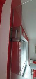 PORTA IN VETRO GRANDE CON MANIGLIA