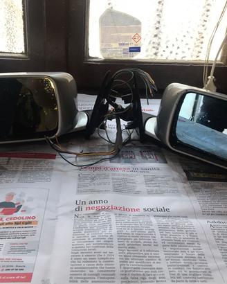 Specchietti elettrici lancia tema