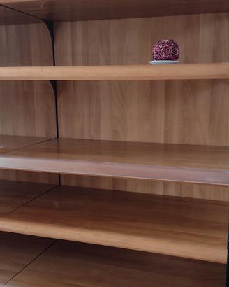 scaffale negozio in legno 