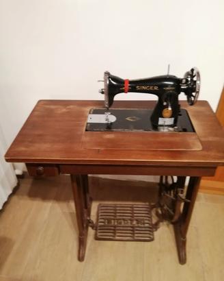 macchina da cucire singer anni 50