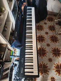 Piano Roland fp10