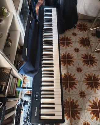 Piano Roland fp10