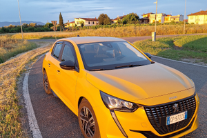 Peugeot 208 active pack 100cv