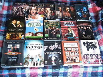 Dvd 30 cofanetti e serie tv ,solo in lingua Ingese