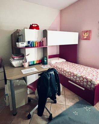 Letto a castello bambina con scrivania