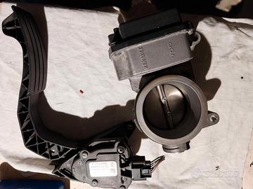 corpo farfallato + acceleratore duster 1.6 2015