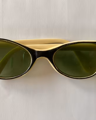 Occhiali da sole vintage