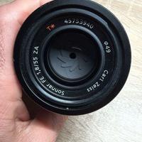 Obiettivo Zeiss per sony full frame  FE-55m f1.8