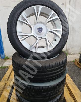 Cerchi e Gomme Lancia Ypsilon (185/55-R15)