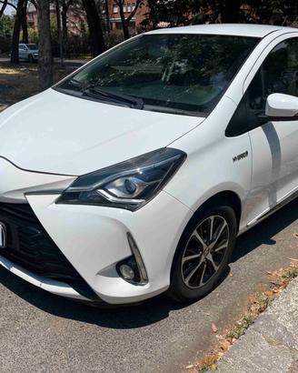 Toyota Yaris 1.5 Hybrid 5 porte Style NEOPATENTATI