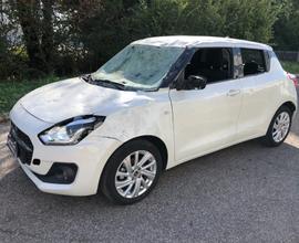 SUZUKI Swift 1.2 HYBRID 83CV COOL CAMBIO MANUALE
