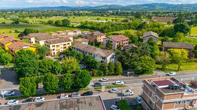3 LOCALI A REGGIO NELL'EMILIA