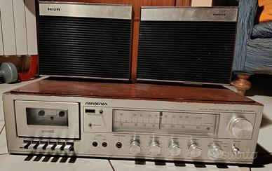 Soundesign vintage radio cassette 