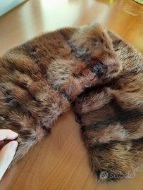 Collo in pelliccia di volpe