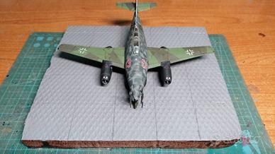 Diorama 1:72 caccia a reazione tedesco Me262