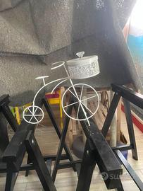 Bomboniera decorativa a forma di bicicletta
