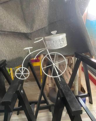 Bomboniera decorativa a forma di bicicletta