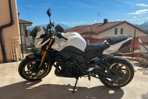 Yamaha FZ8