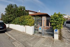 Bella villa a m. 150 dal mare