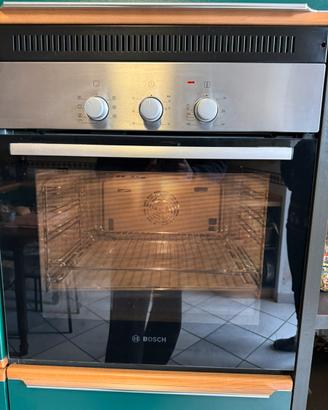 Forno elettrico BOSCH a incasso 5 programmi.