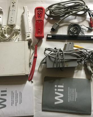 Consolle WII Nintendo + 13 giochi