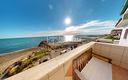 trilocale-fronte-mare-con-posto-auto