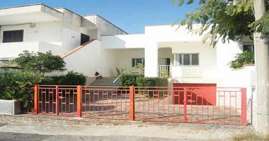 Villetta Ibisco a 200m spiaggia Torre vado