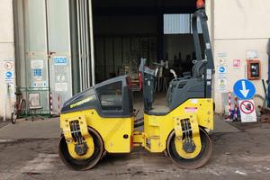 RULLO VIBRANTE BOMAG BW120AD-5