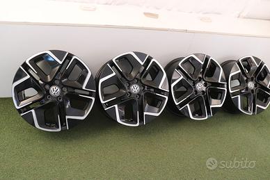 Cerchi in lega Volkswagen Golf R Variant Vento 18