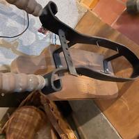 Portaprosciutto in legno e acciaio