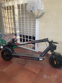 Monopattino ducati