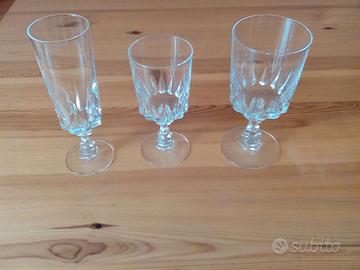 Servizio bicchieri in cristallo 