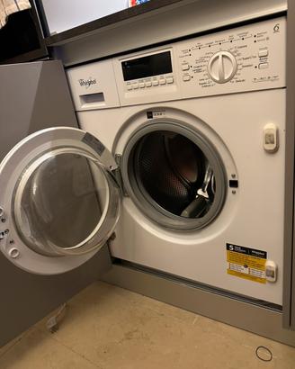 Lavatrice whirpool a incasso