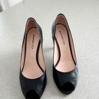 Scarpe in pelle blù aperte in punta N. 39