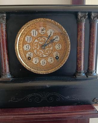 OROLOGIO DA CAMINO PRIMI 900 . FUNZIONANTE.