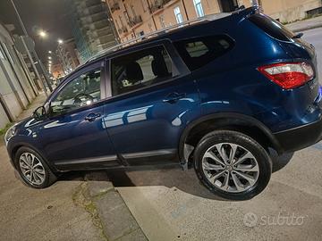 Nissan QASHQAY +2