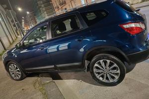 Nissan QASHQAY +2