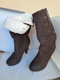 Stivali marroni pelle morbida tacco alto e plateau