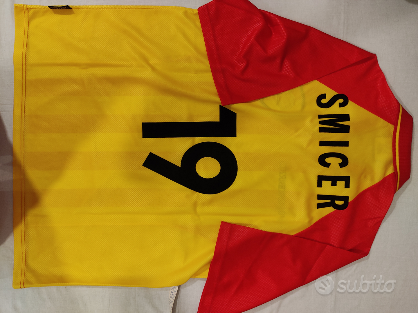 MAGLIE CALCIO VINTAGE STORICHE - annuncio 1 di 9 - Sports In vendita a Roma