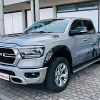 Dodge RAM 1500 5.7 V8 HEMI Big Horn autocarro