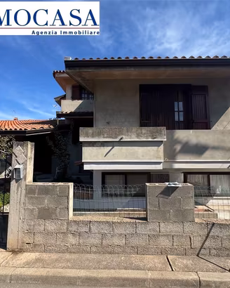 Villa indipendente con giardino e diversi posti au