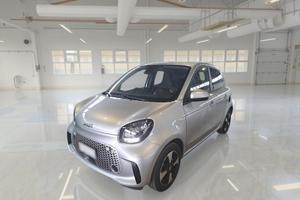 SMART FORFOUR EQ 60KW PASSION 5 PORTE BERLINA
