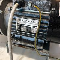 ELETTROPOMPA PER VASCA O PISCINA