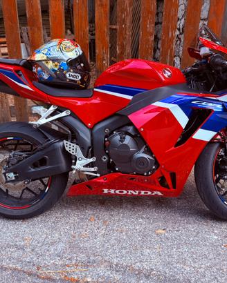 Honda cbr 600 rr