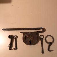 Chiavistelli antichi